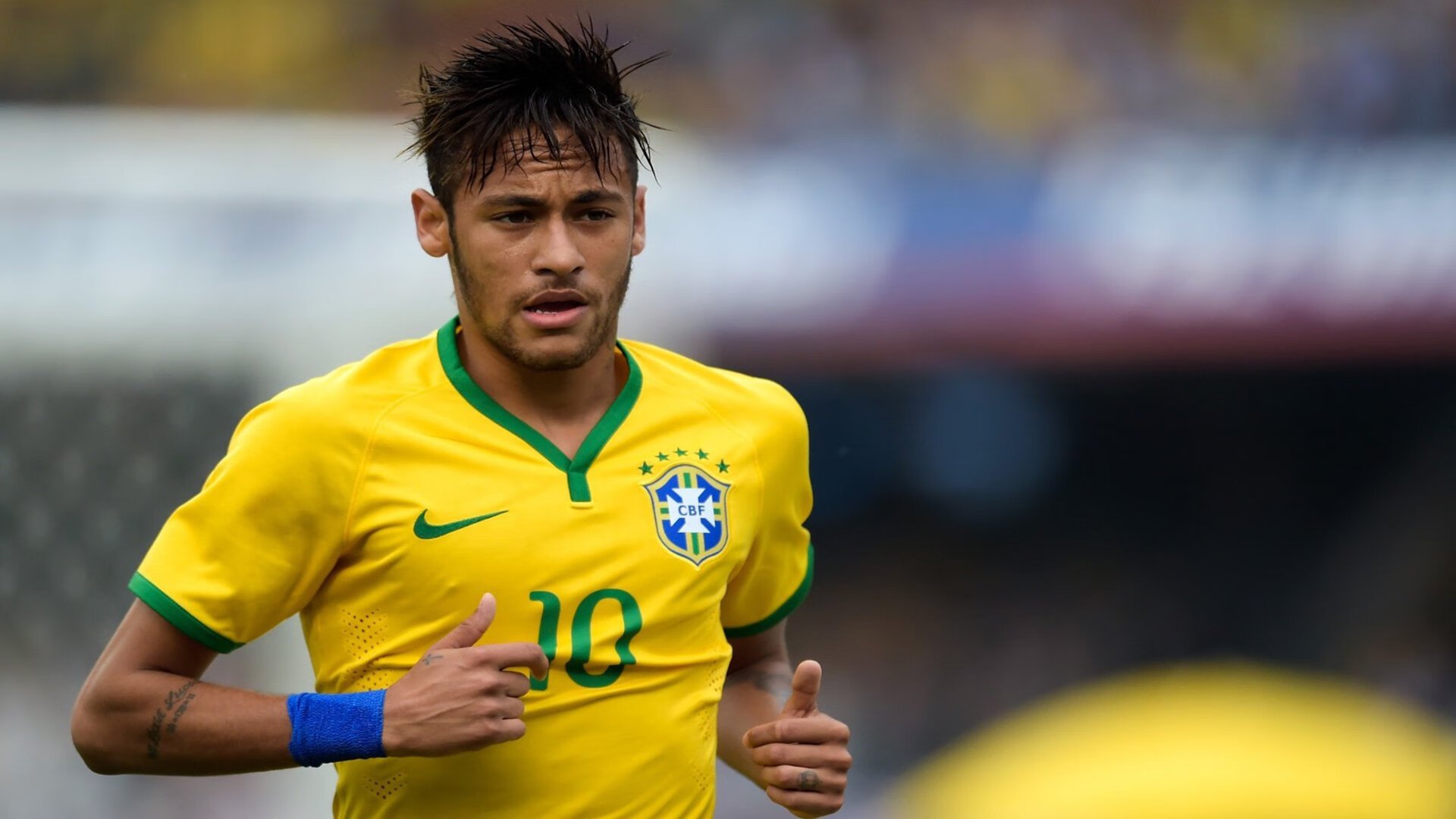 乐鱼体育移动版-BLG黑马之路点燃全场激情，黑马love